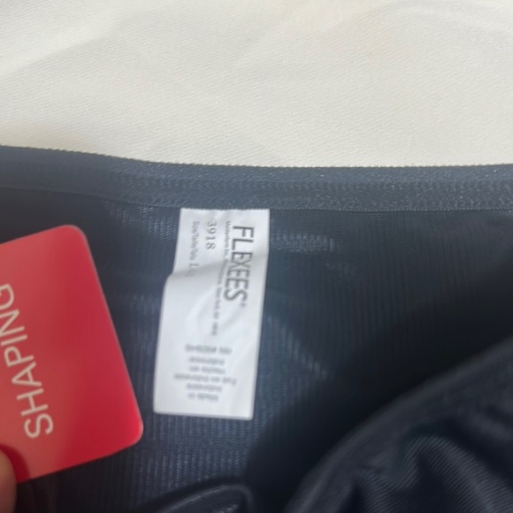 Flexees Black High-Waist Shapewear with Reinforced Waistband - Picture 6 of 6